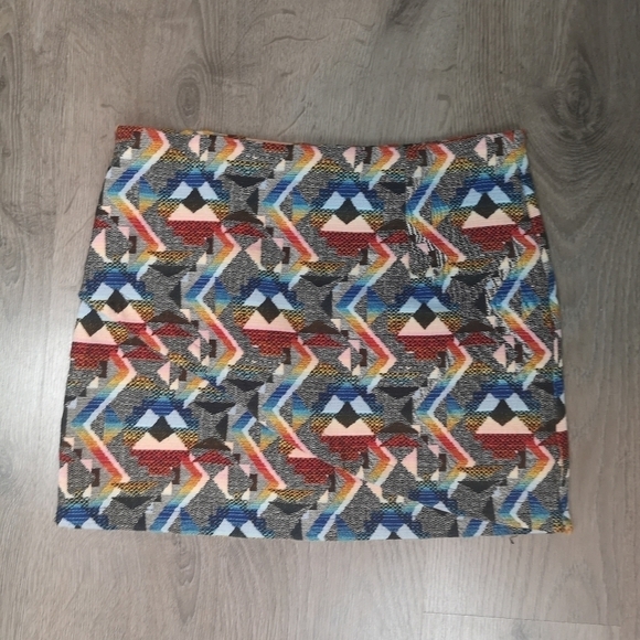Vintage Zara Tweed Aztec Asymmetrical mini skirt - Picture 1 of 6